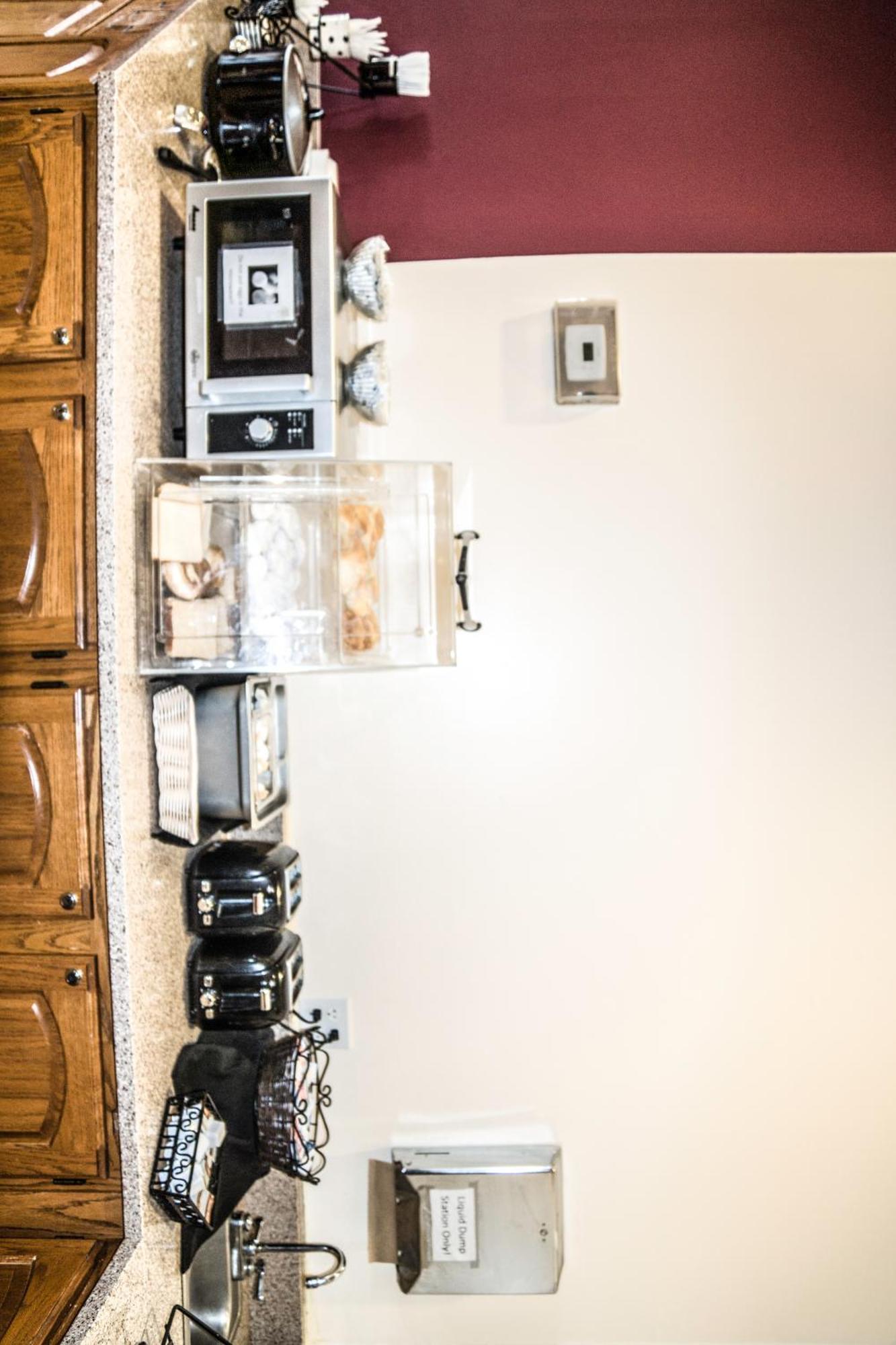 Americas Best Value Inn St. Louis / South Mehlville Экстерьер фото