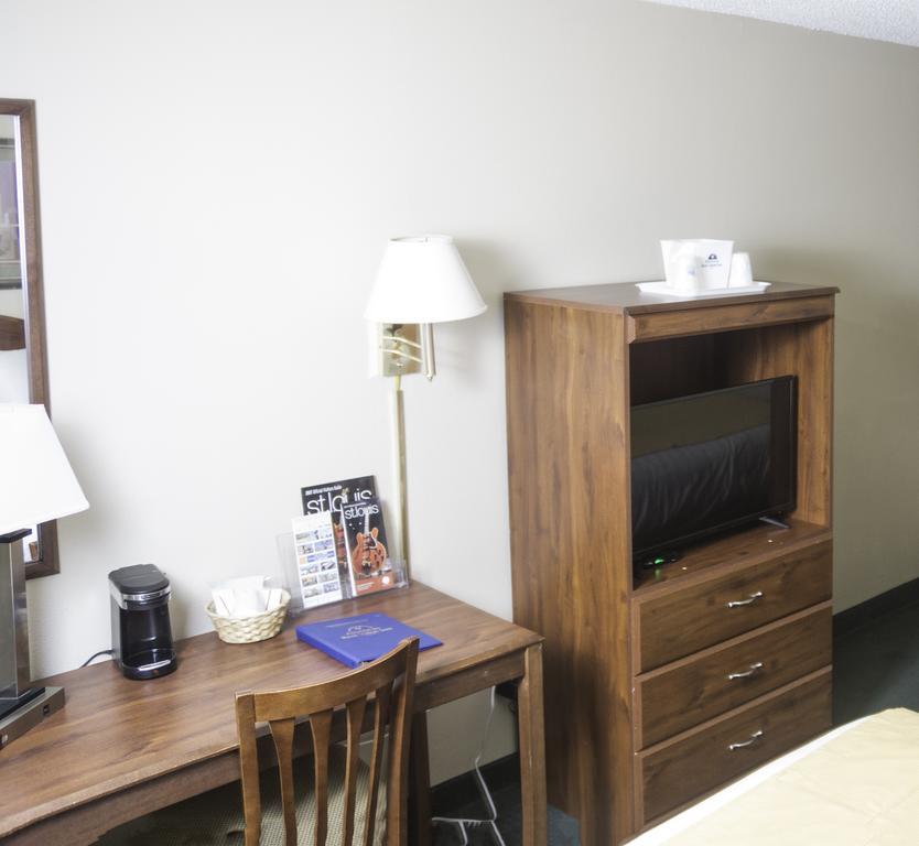 Americas Best Value Inn St. Louis / South Mehlville Экстерьер фото