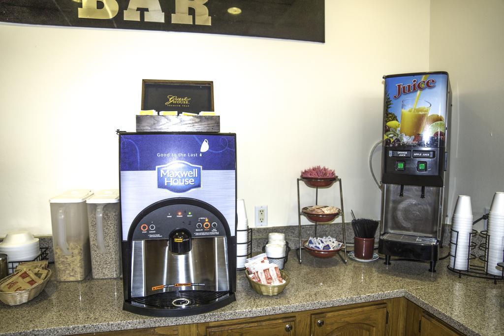 Americas Best Value Inn St. Louis / South Mehlville Экстерьер фото