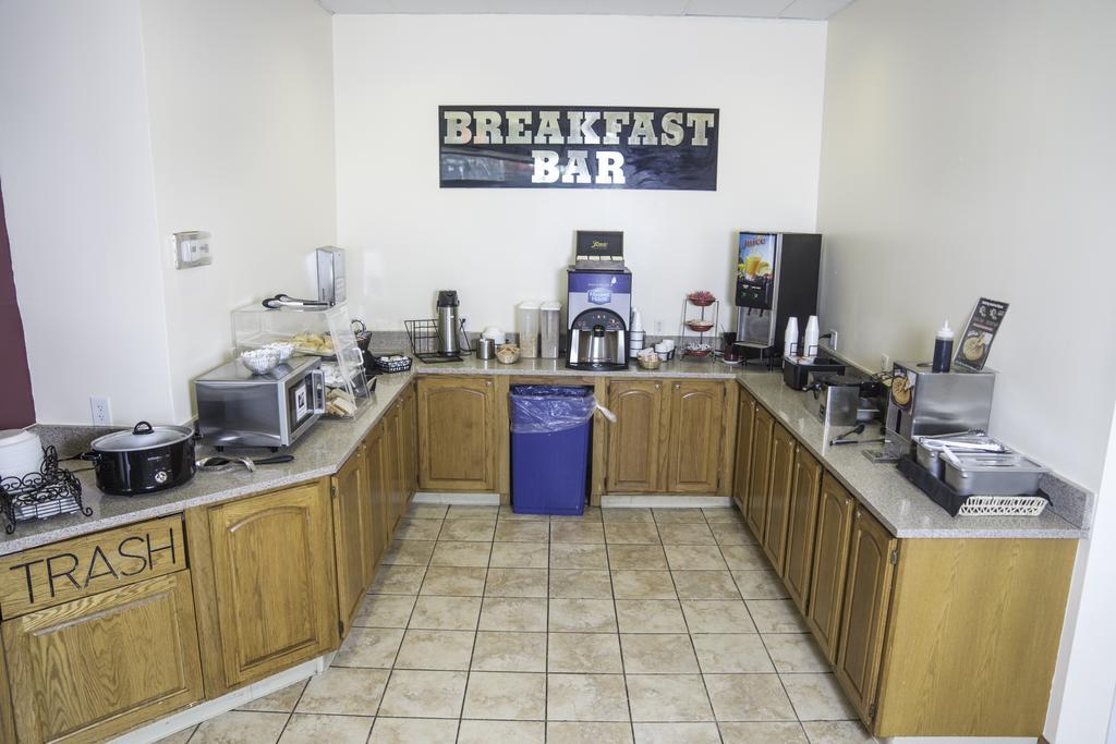 Americas Best Value Inn St. Louis / South Mehlville Экстерьер фото